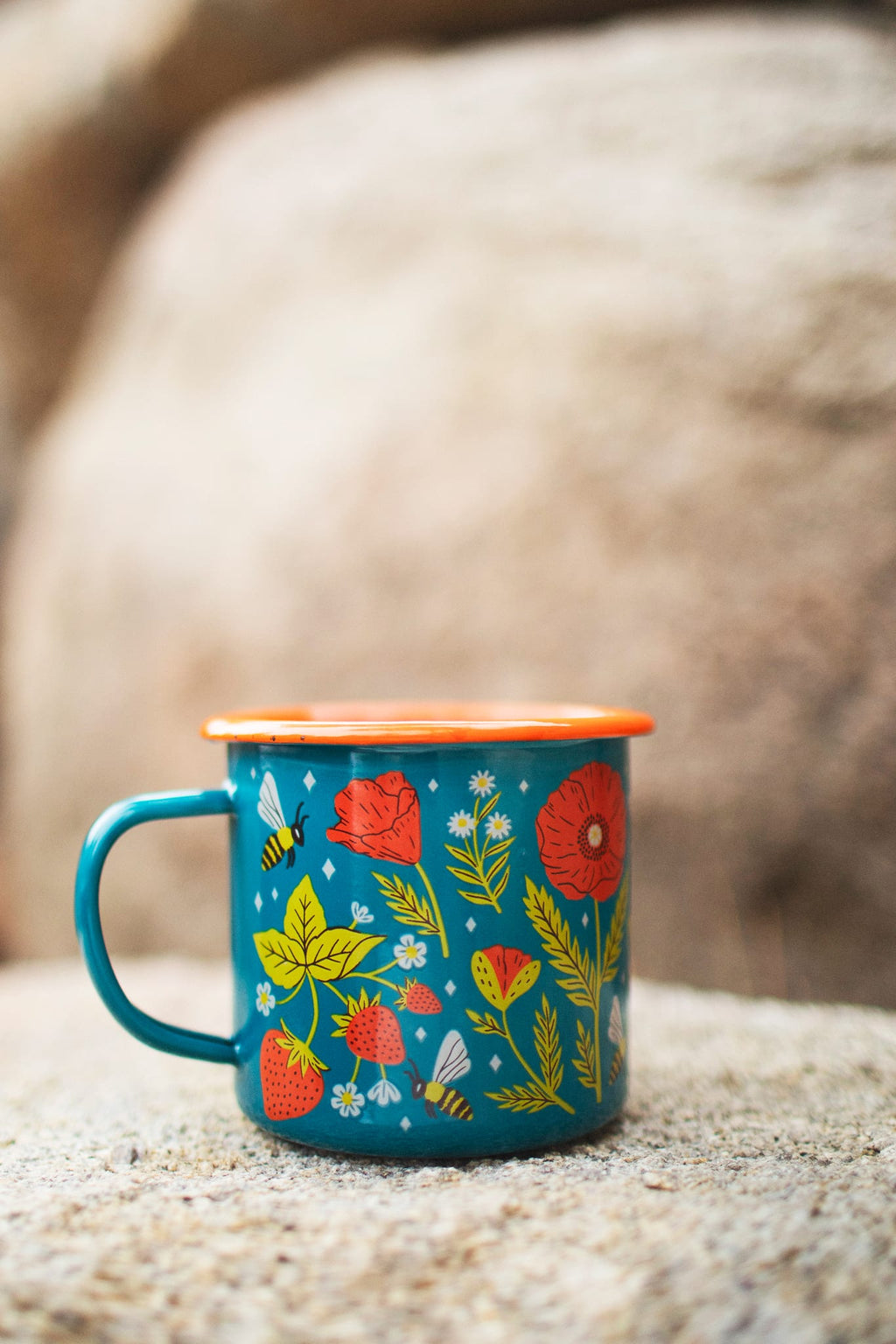 Garden Buzz Enamel Mug 16oz