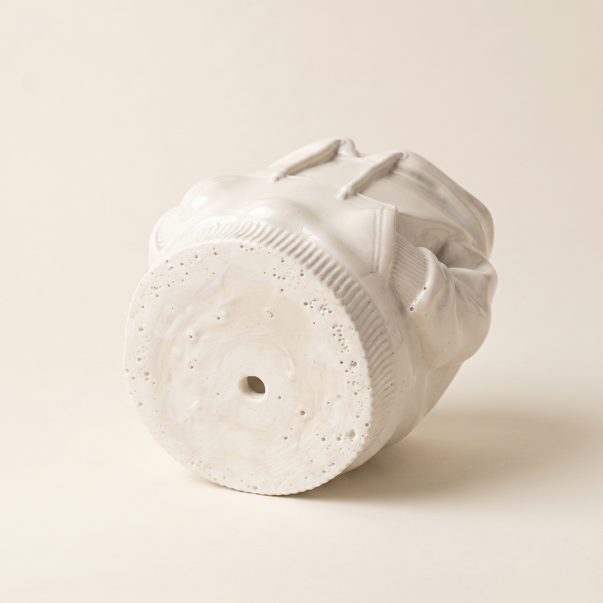 Hoodie Planter, Gypsum White 4"